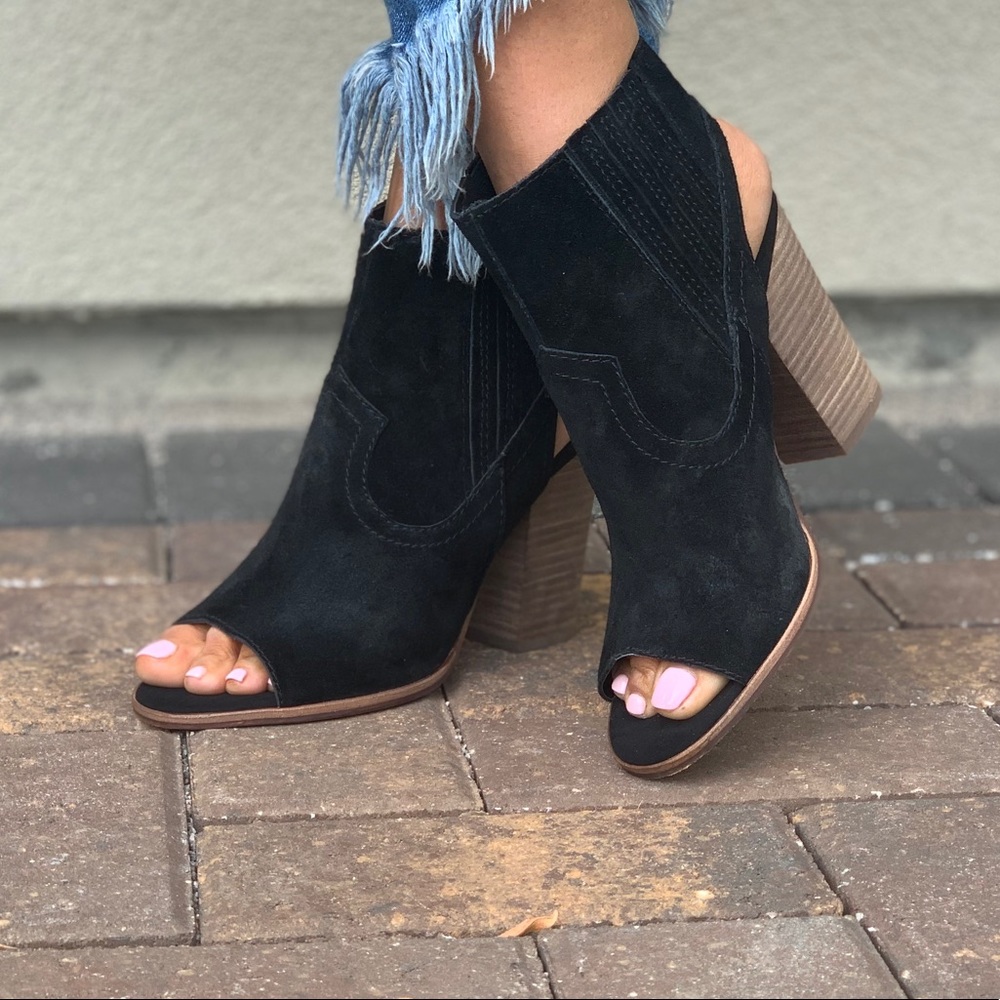 NIB Black Suede Peet Toe Open Back Ankle Bootie - Picture 4 of 8